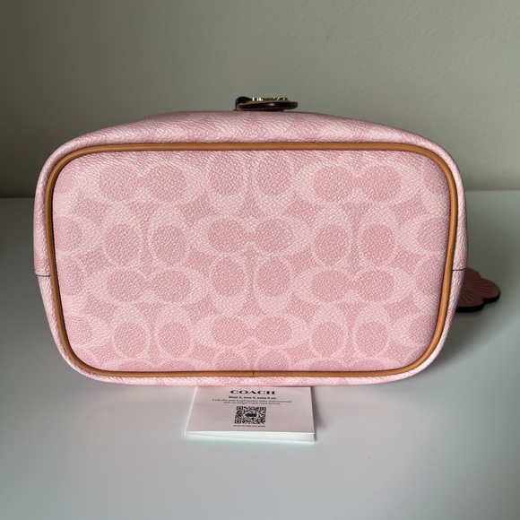 ✅Coach Rowan Bucket Bag In Signature Canvas With Charms - Picture 5 of 12